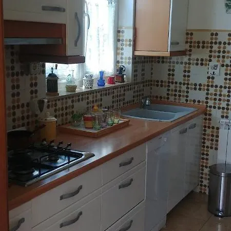 Leasol Guest house 3*